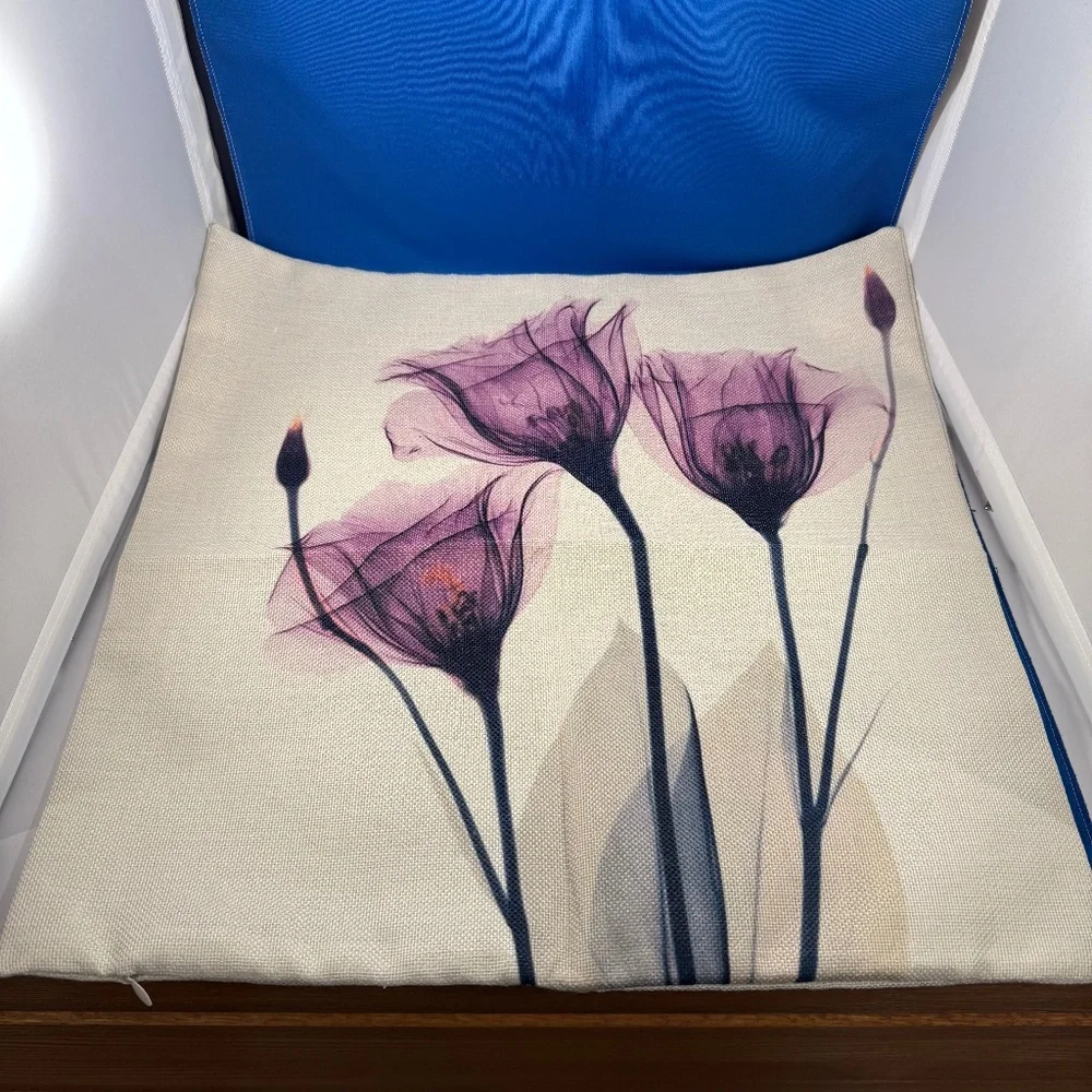 Set Of 4 New 17" Beautiful Beige Linen Flowers Decorative Pillow Covers - Picture 2 of 6